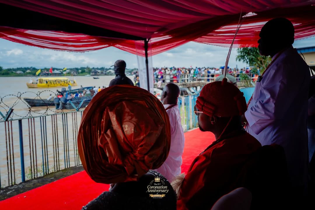 Arrival at Ode-Itsekiri — homage-paying