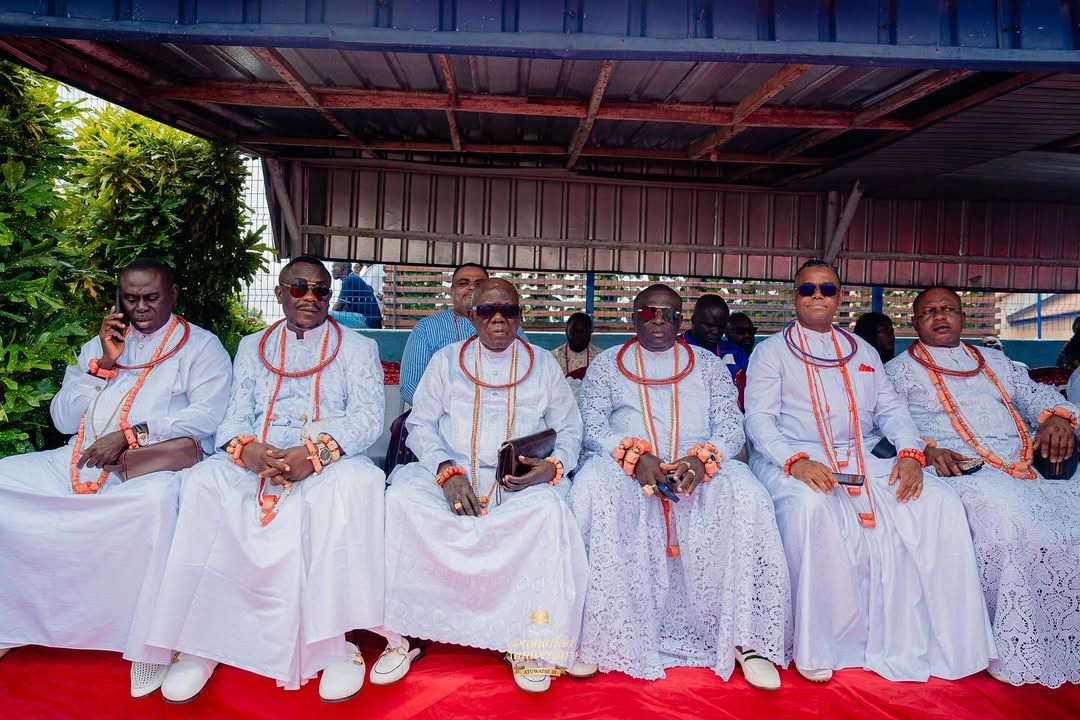 Aghofen grounds — preparations for the Anniversary day